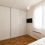 In Centre For 6 Apartman *