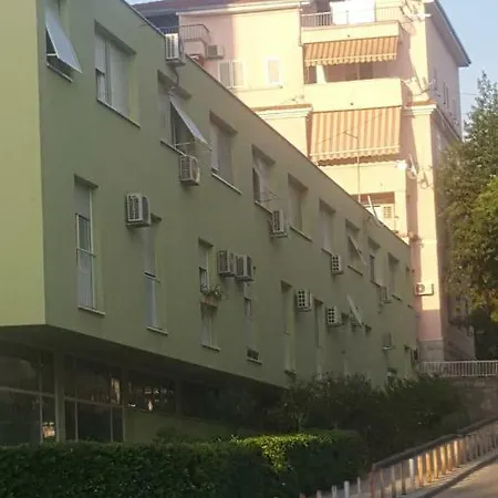 Apartament In Centre For 6 Split